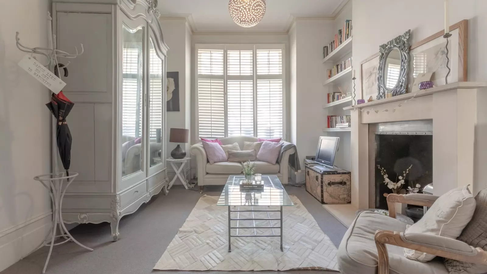 Flat Marylands Road in City of Westminster
