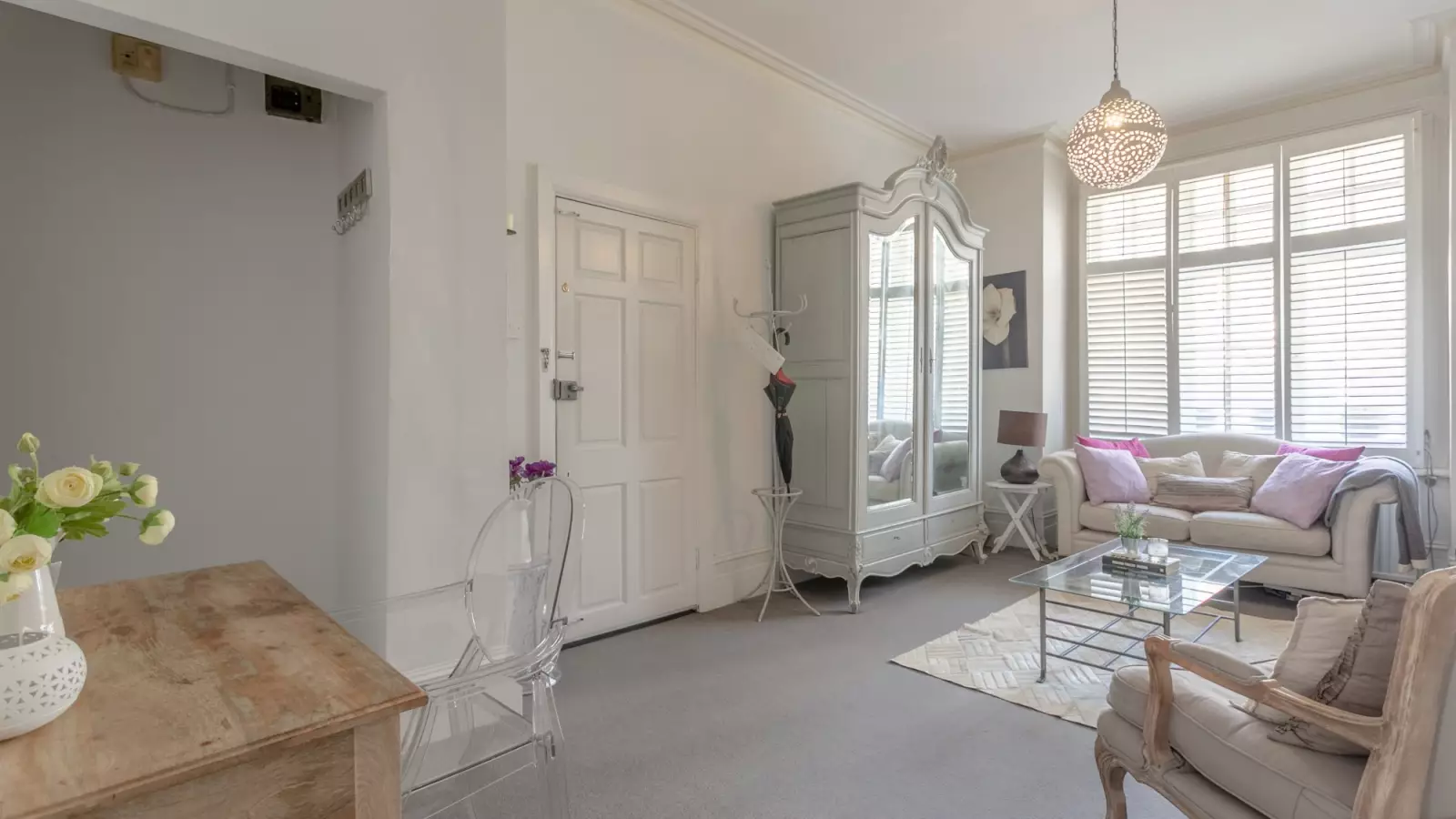 Flat Marylands Road in City of Westminster