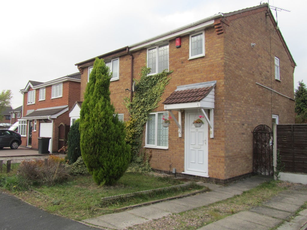 House Cozens Close in Nuneaton and Bedworth