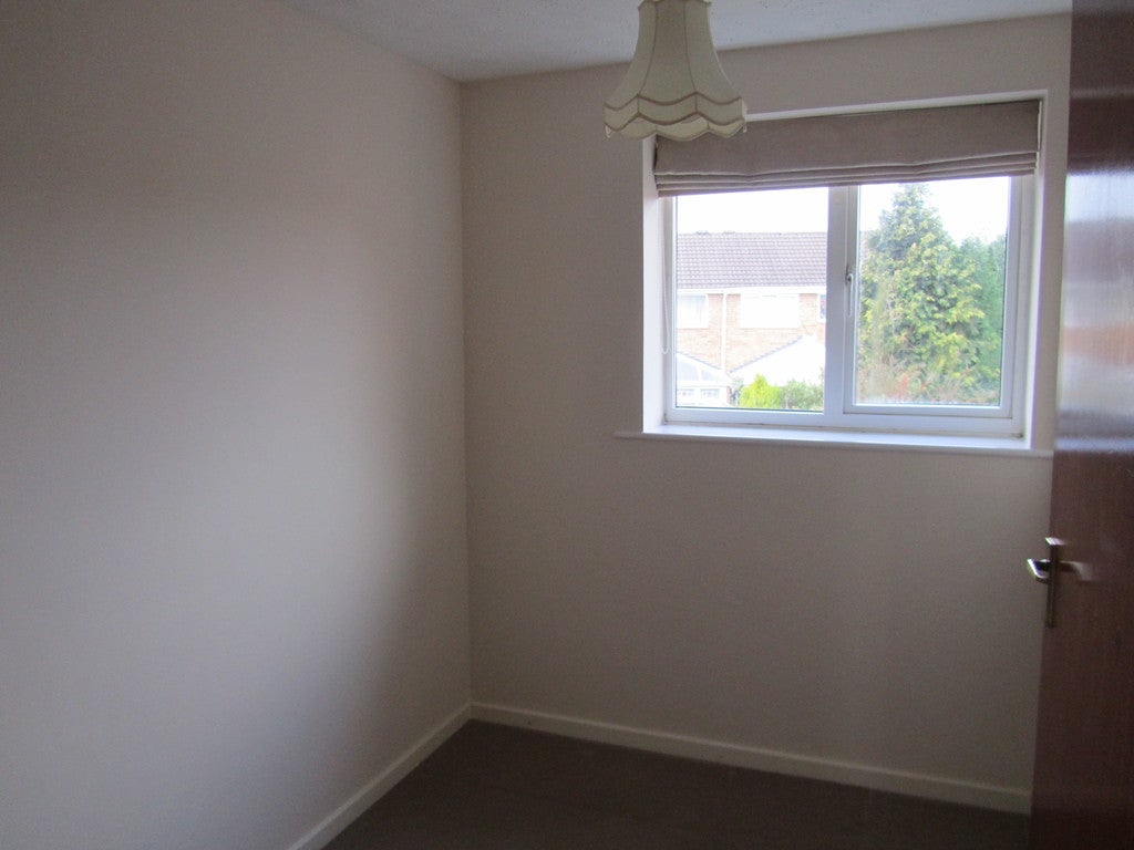 House Cozens Close in Nuneaton and Bedworth