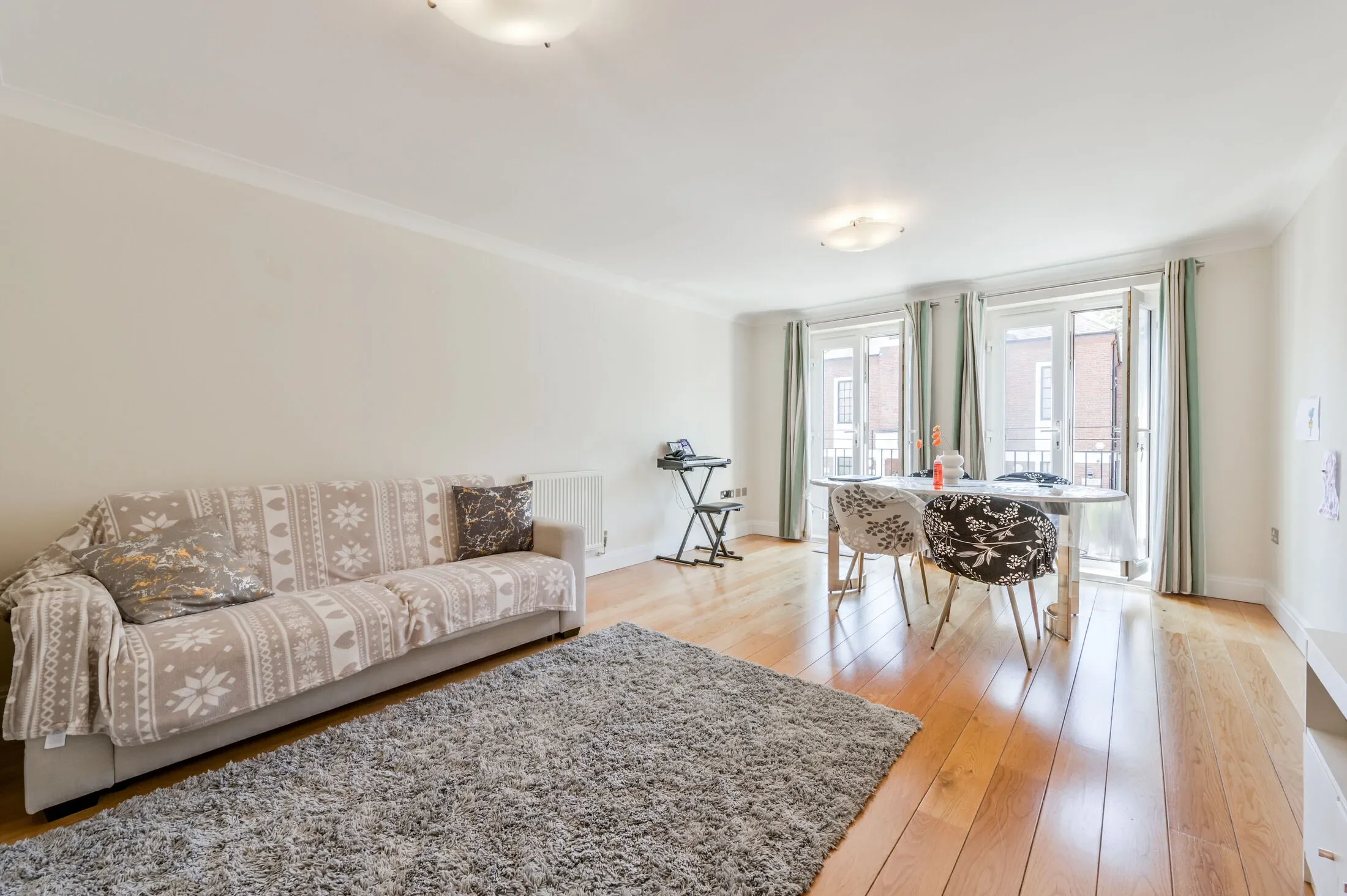 Flat Marlborough Road in Greater London