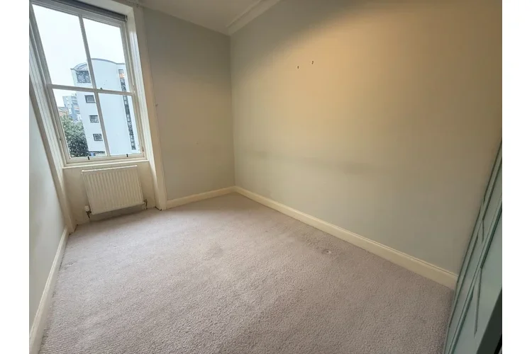 Flat Henderson Gardens in City of Edinburgh