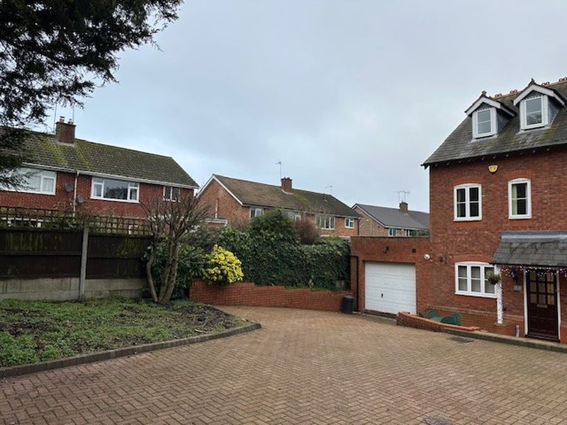 House Victoria Mews in Bromsgrove