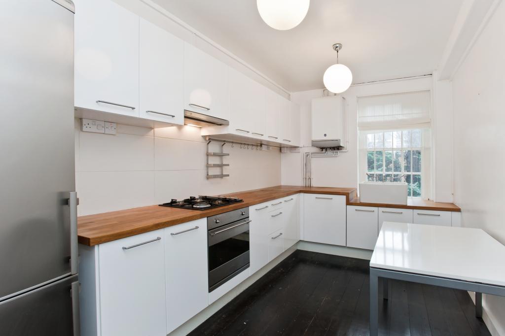 Flat Mill Row in Greater London