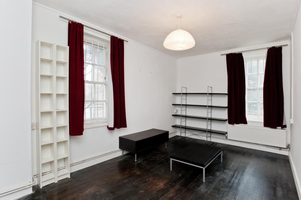 Flat Mill Row in Greater London