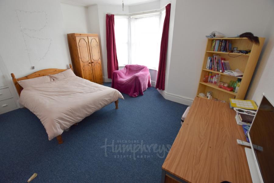 Room Purser Road in Northampton
