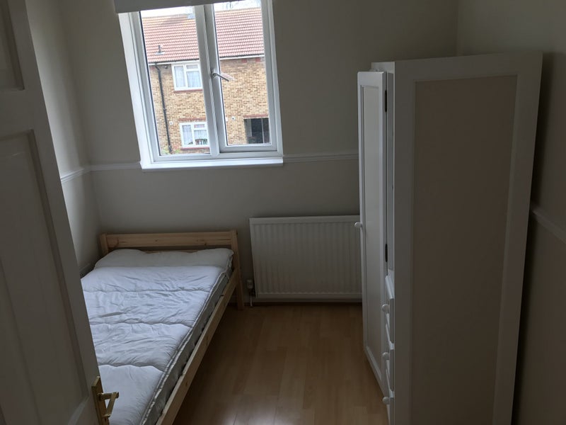Room Murray Square in Greater London