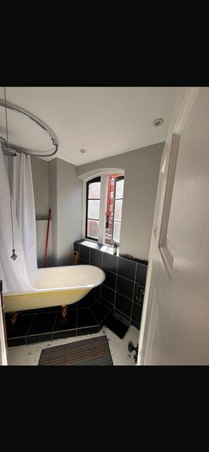 Room Swanfield Street in Greater London