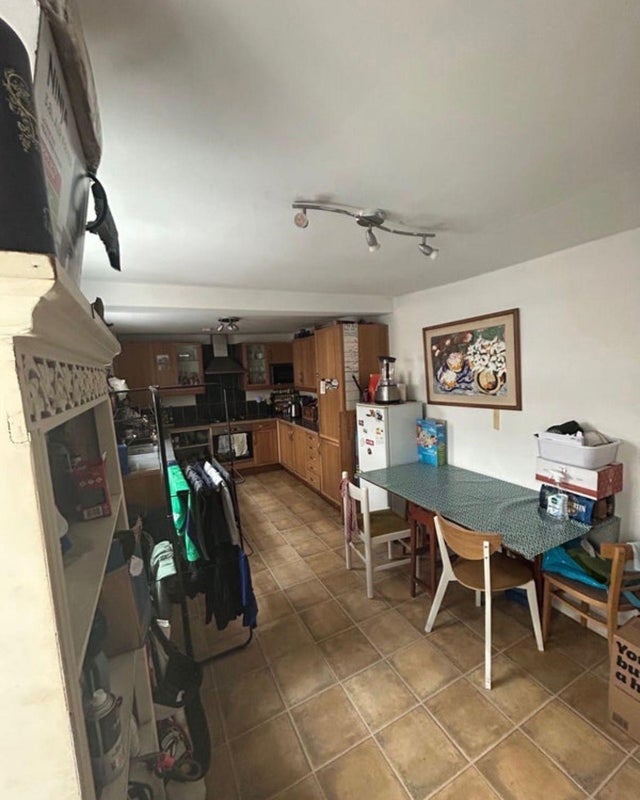Room Brookfield Road in Greater London