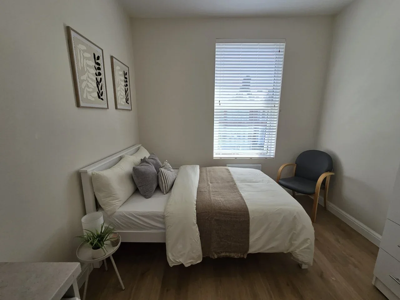 Room Beatrice Road in Greater London