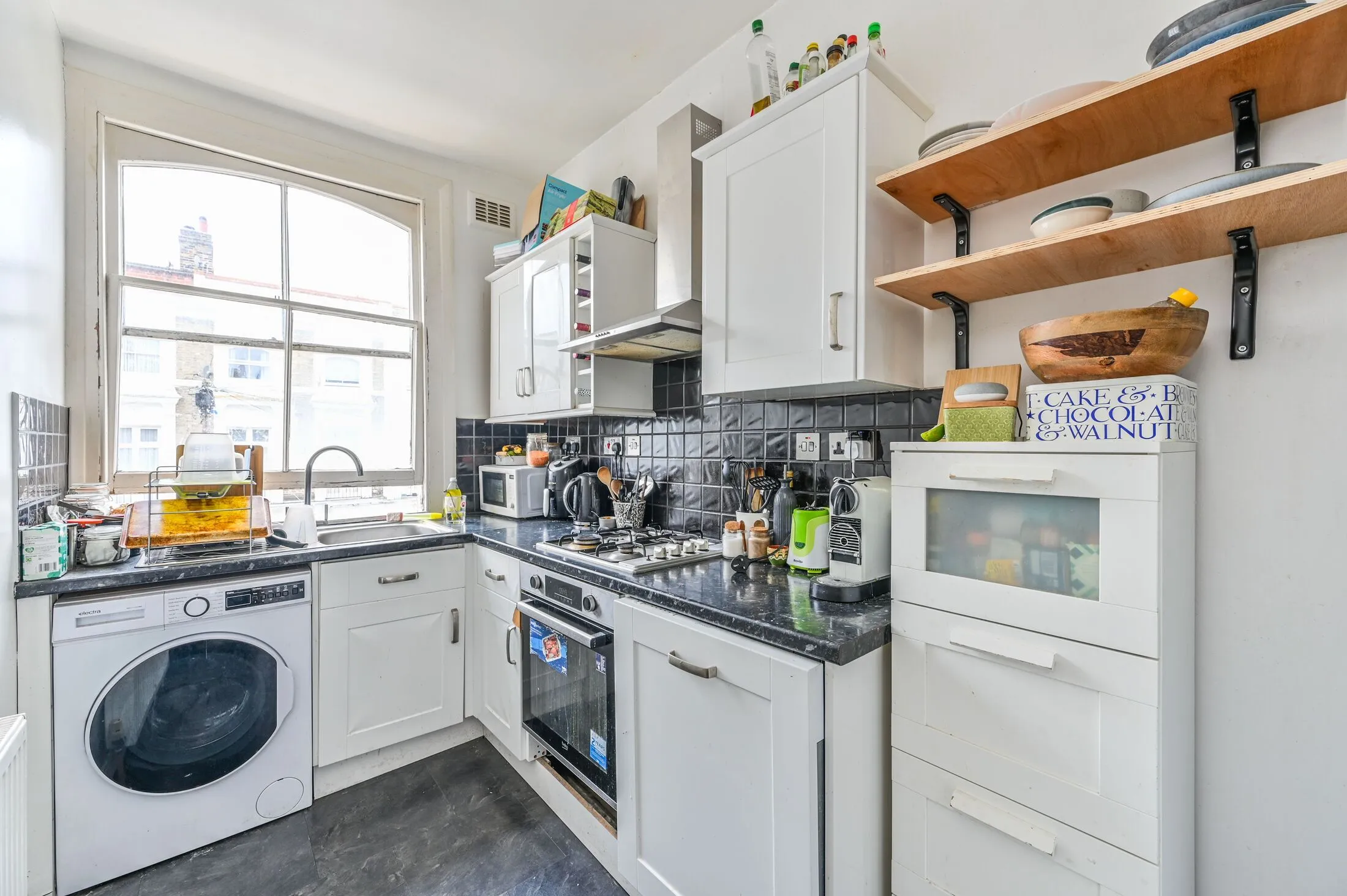 Flat Louvaine Road in Greater London
