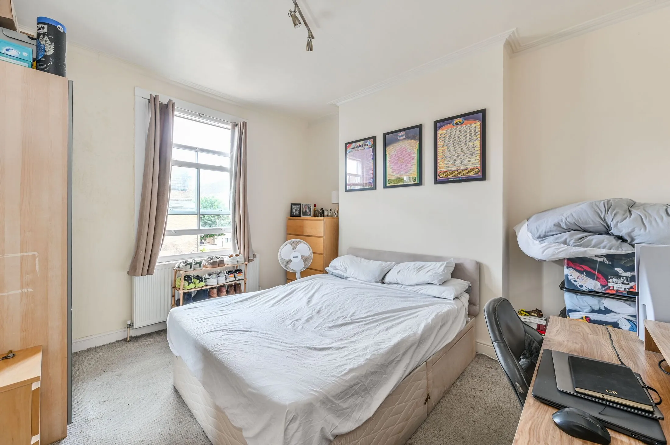 Flat Louvaine Road in Greater London
