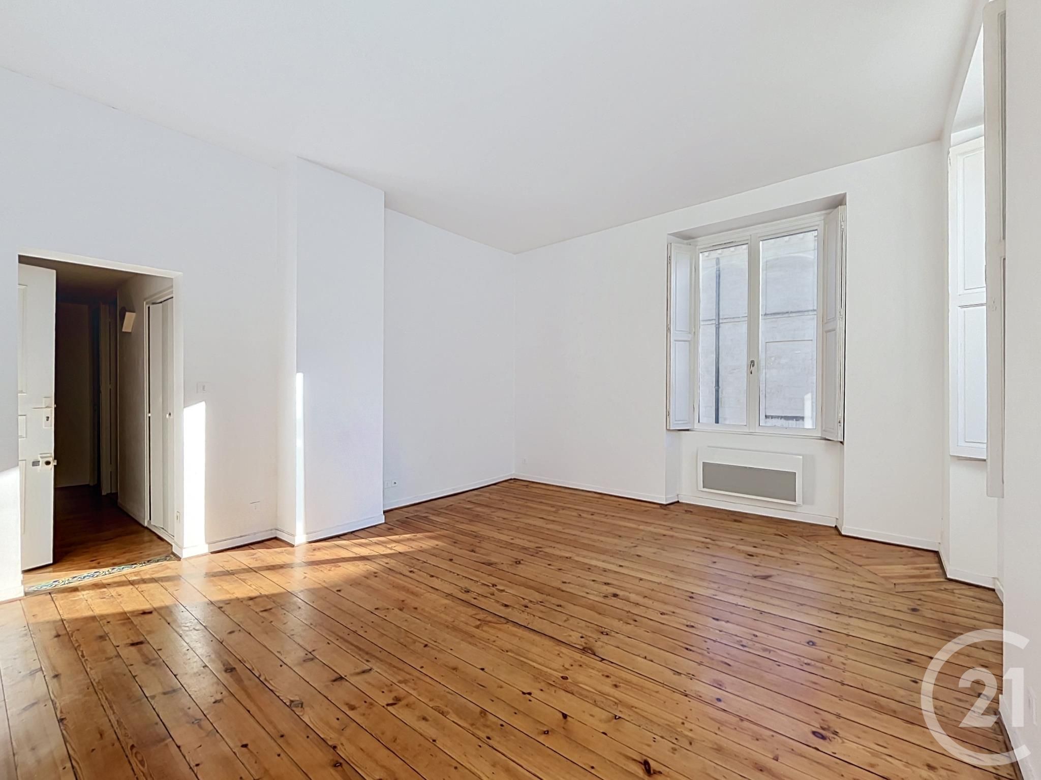 Flat Rue Huguerie in Bordeaux