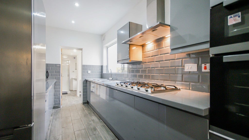 Room Teignmouth Road in Birmingham