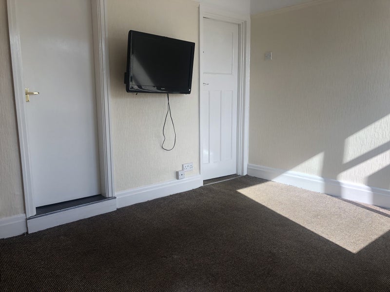 Room Sandon Road in Sefton