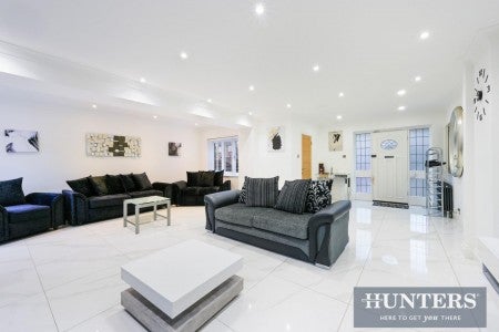 House Rosebery Road in Epsom and Ewell