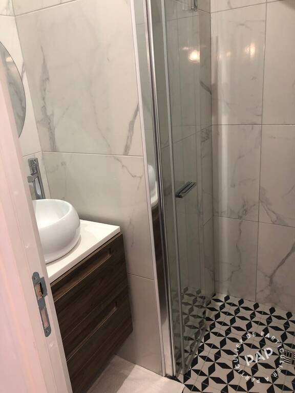 Appartement Cour de Rome à Paris