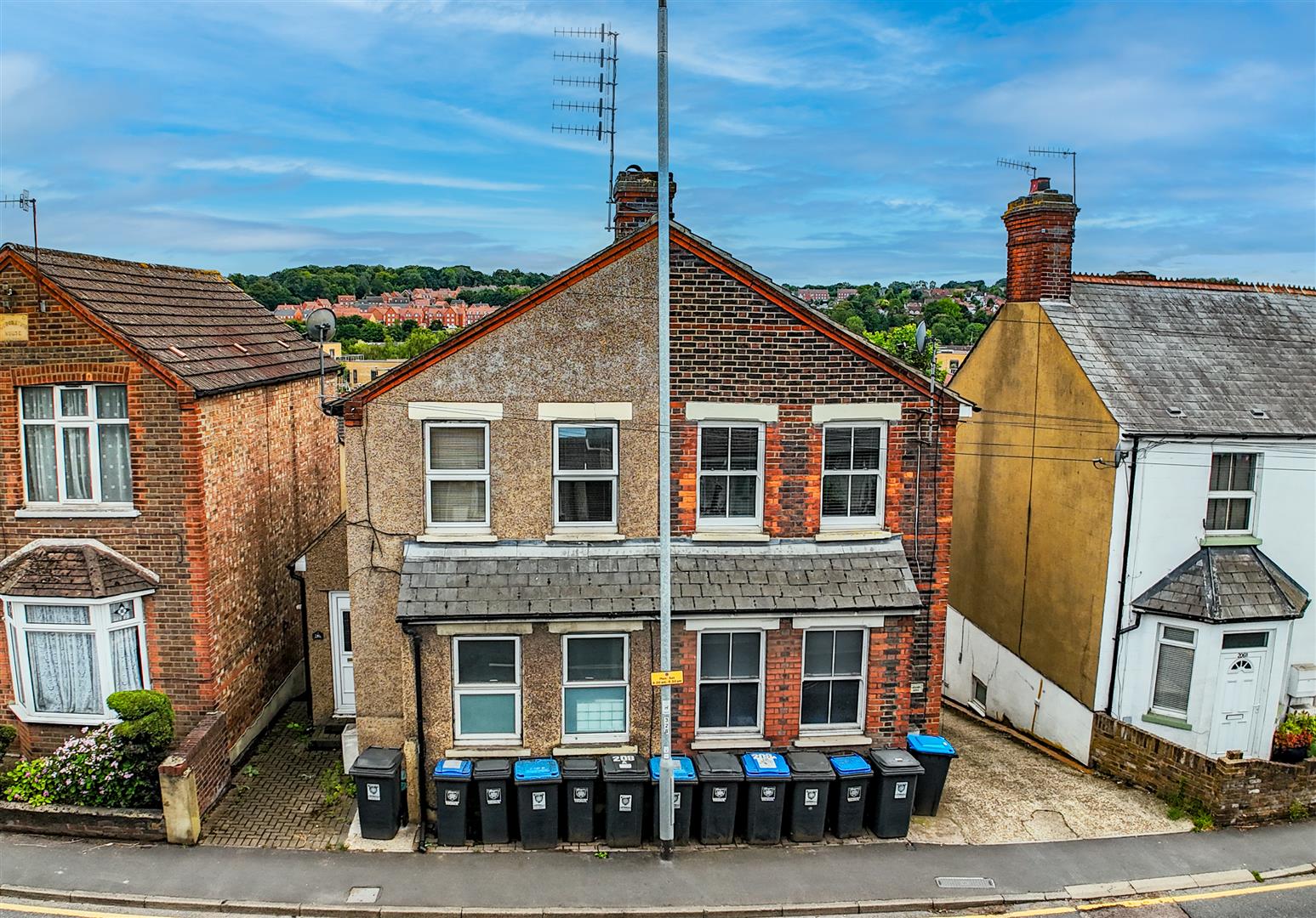 Flat Lawn Lane in Dacorum