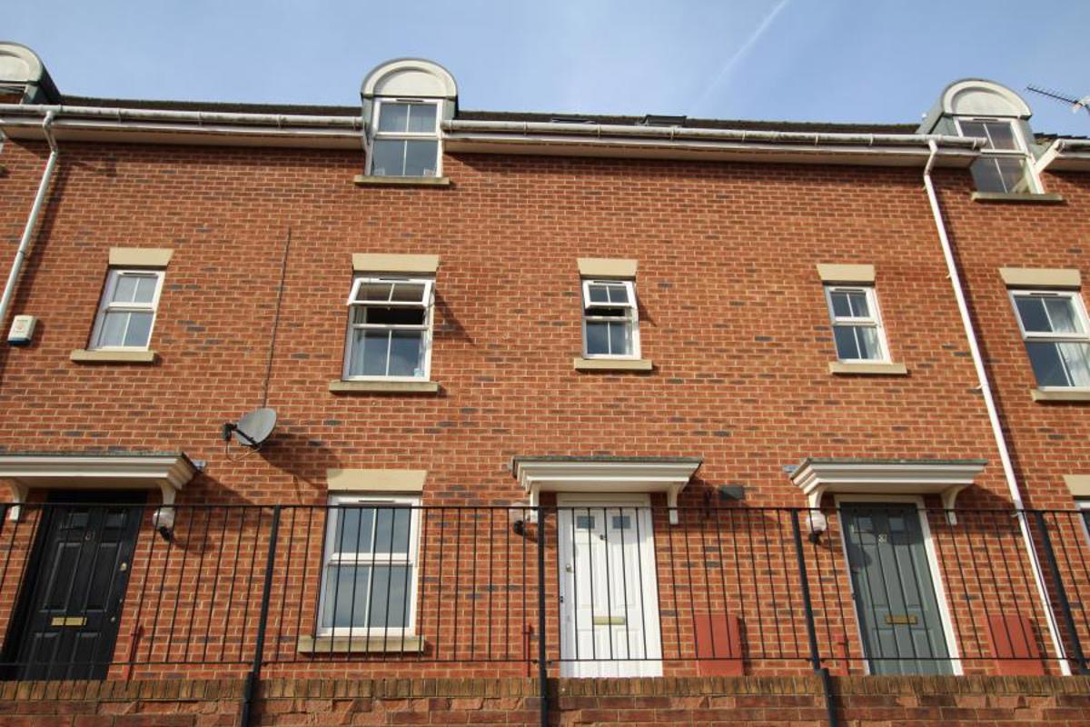 House St Ivel Way in Bristol