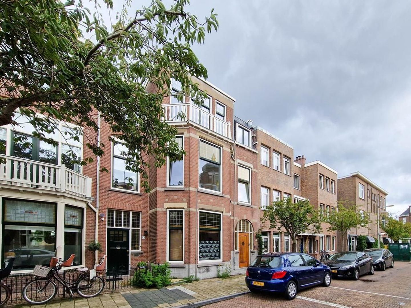 Appartement Eikstraat 11 A in Den Haag