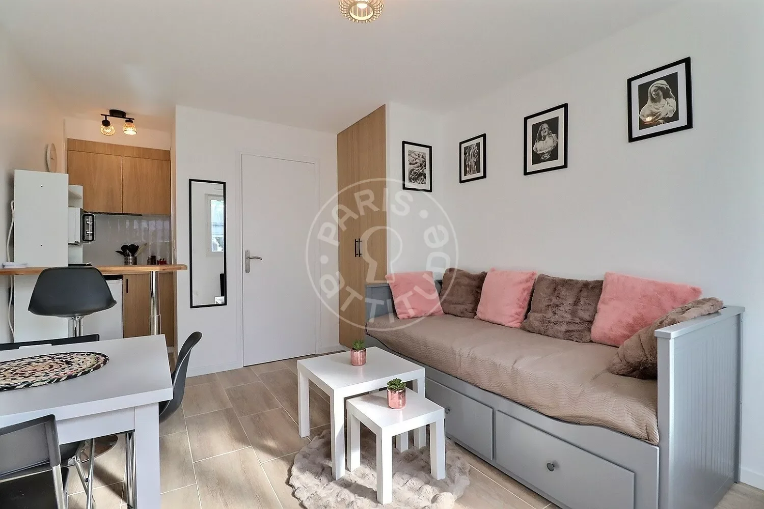 Appartement Rue du Buisson Saint-Louis à Paris