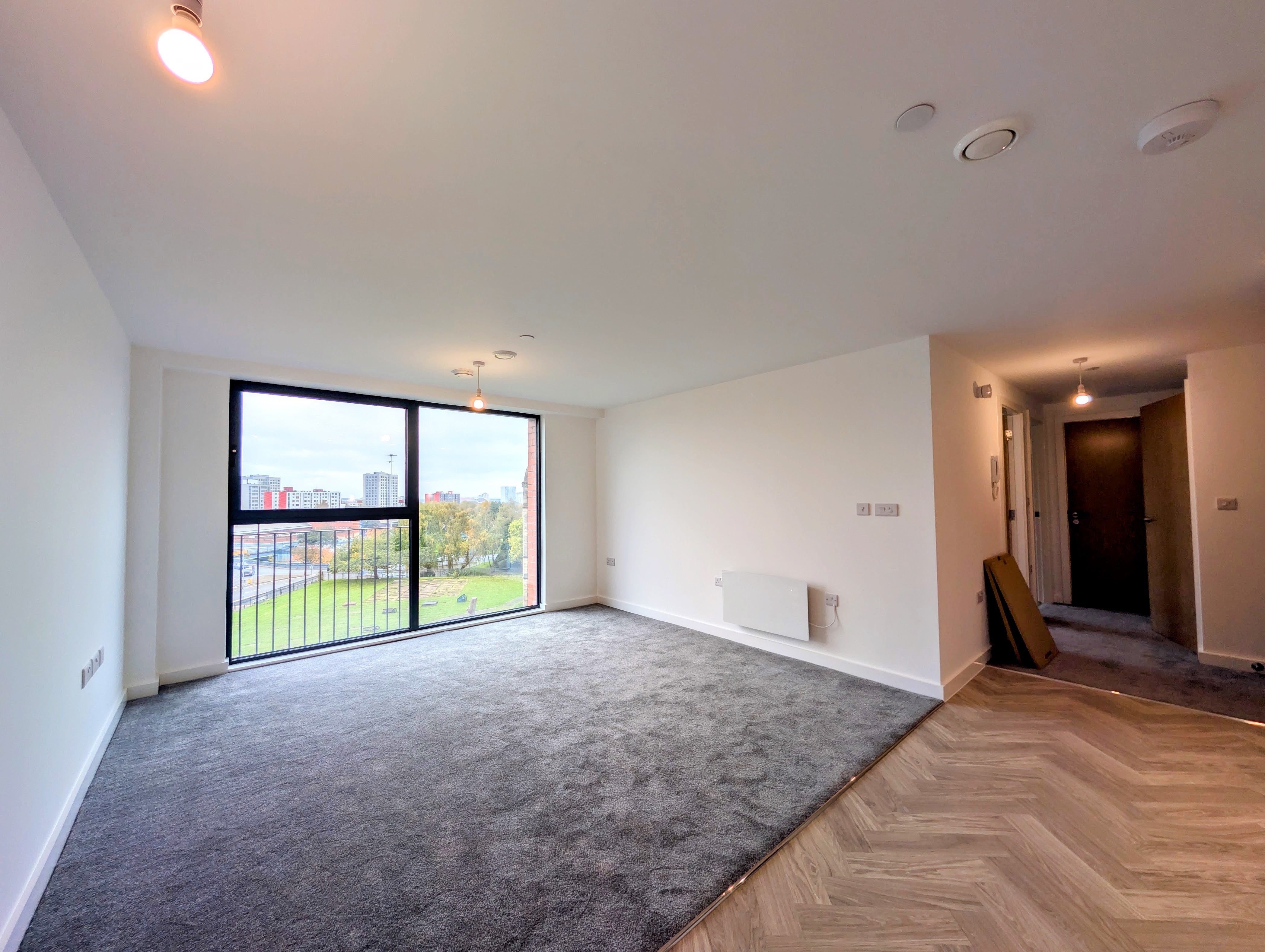 Flat Ford Lane in Salford