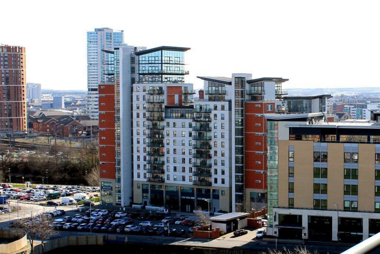 Flat Riverside Way in Leeds