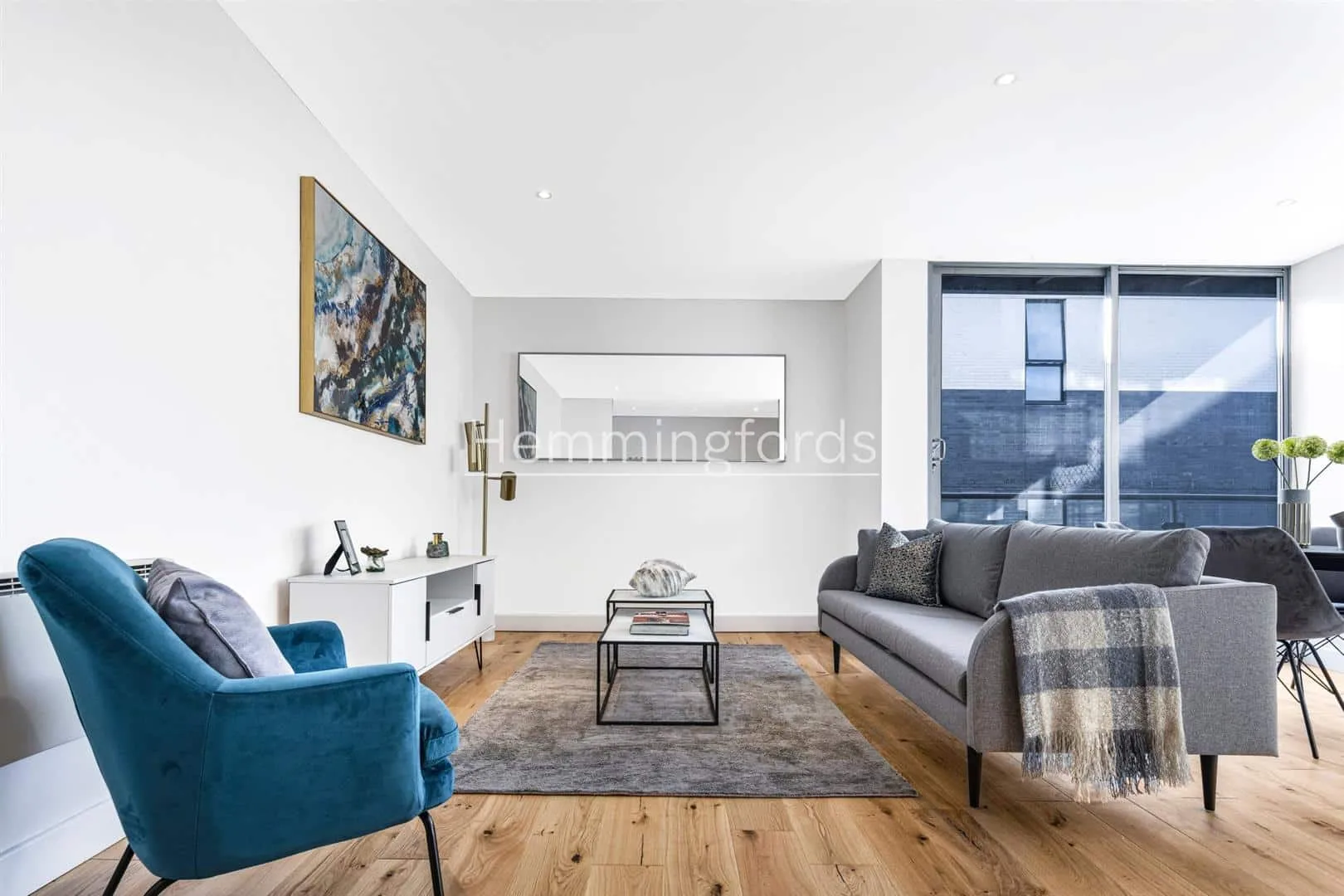 Flat Dereham Place in Greater London
