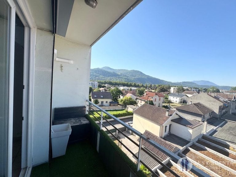 Appartement Avenue Ambroise Croizat à Saint-Martin-d'Hères