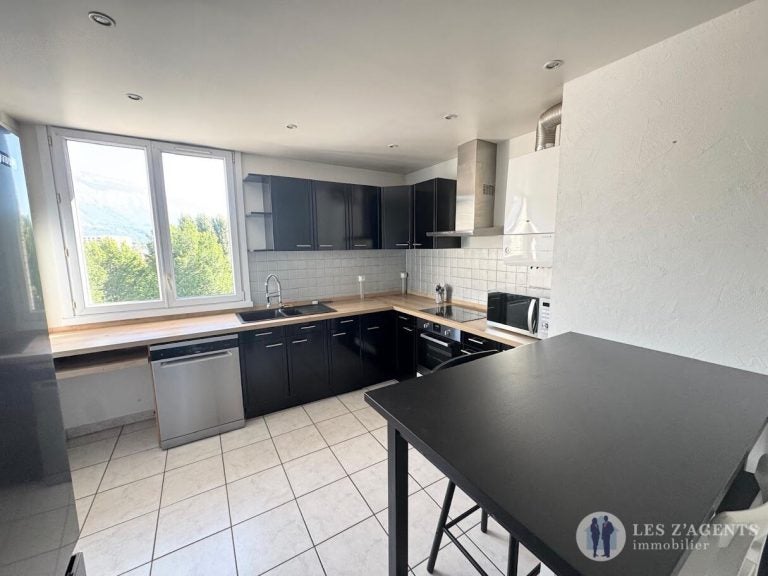 Appartement Avenue Ambroise Croizat à Saint-Martin-d'Hères