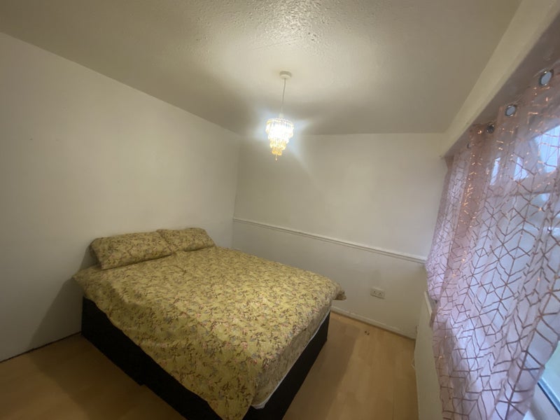 Room Bromwich Walk in Birmingham