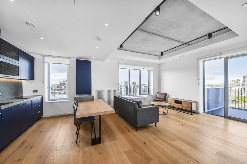 Flat Castle Slip in Greater London
