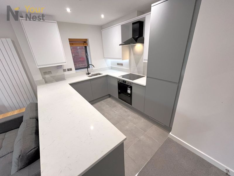 Flat Derwentwater Terrace in Leeds
