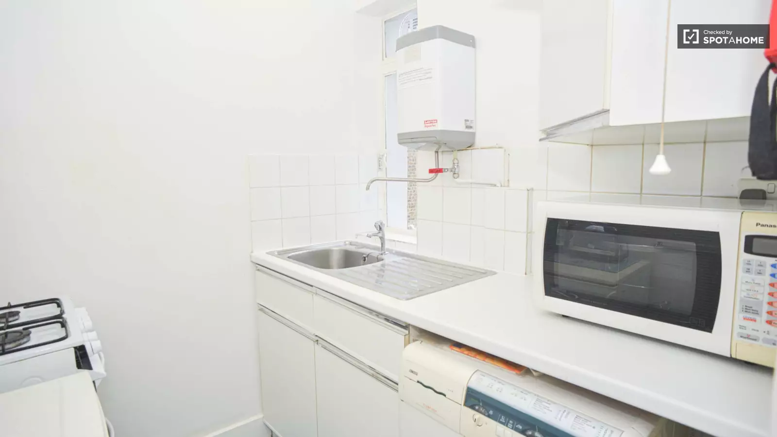Flat St Anns Villas in Greater London