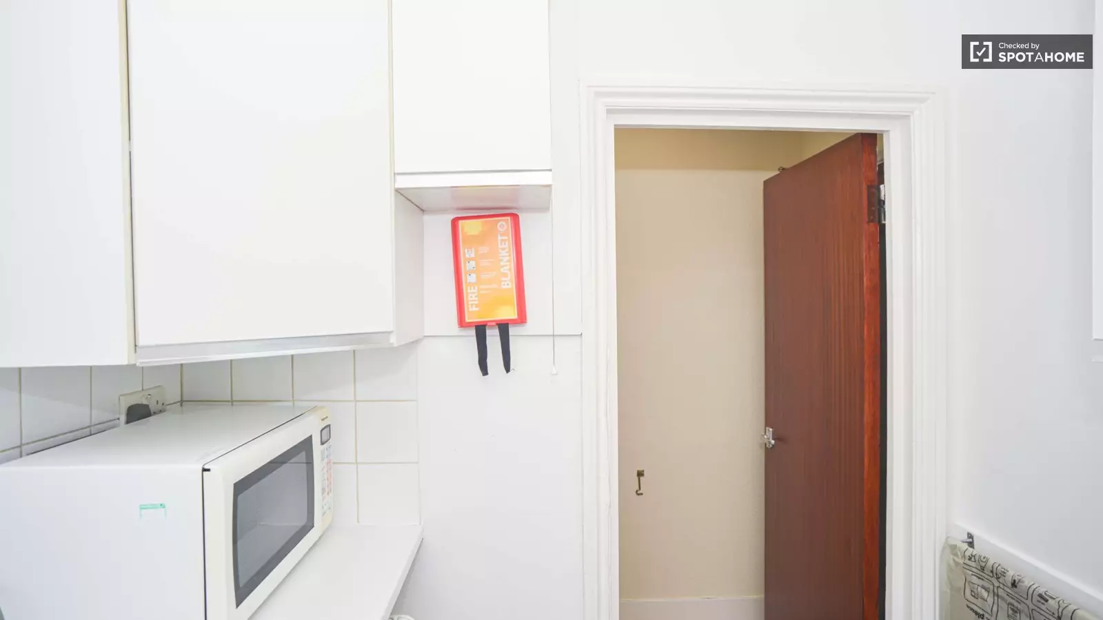 Flat St Anns Villas in Greater London