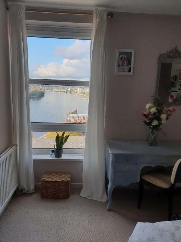 Room Rosebank in Greater London