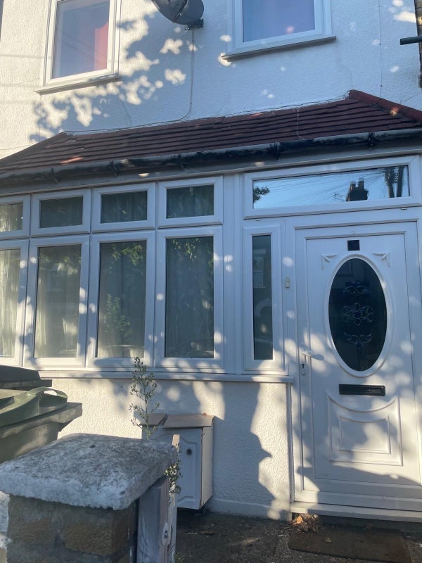 House Worsley Road in Greater London