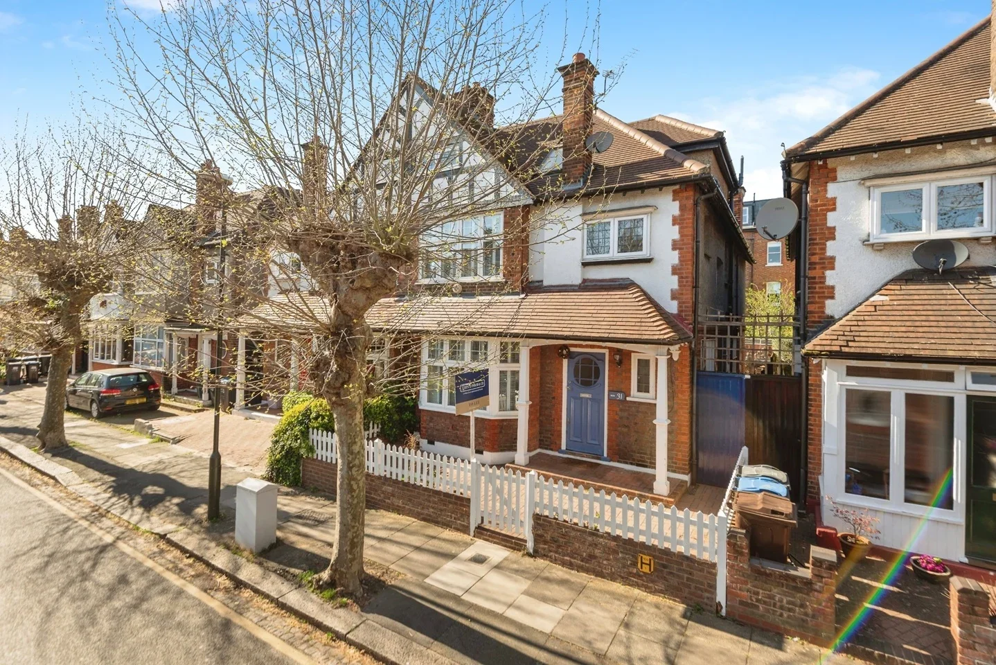 House Compton Road in Greater London
