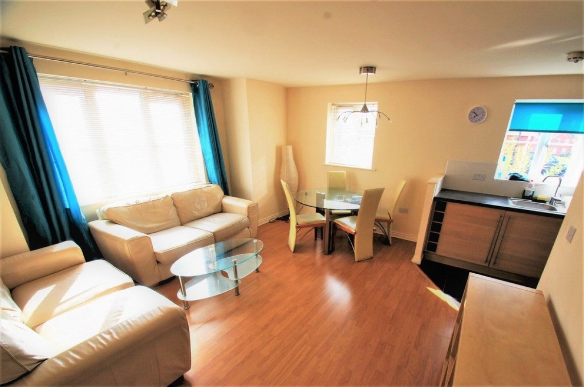 Flat Signet Square in Coventry