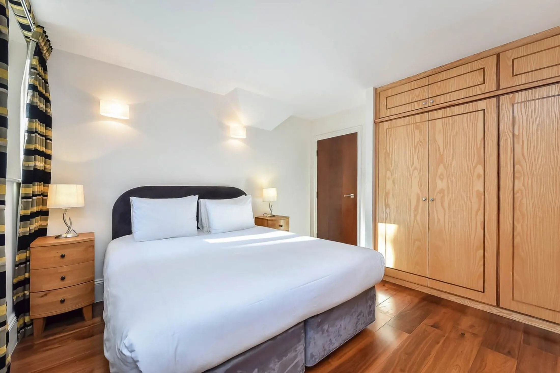 Flat Woburn Place in Greater London