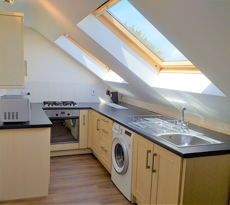 Room Craven Avenue in Greater London