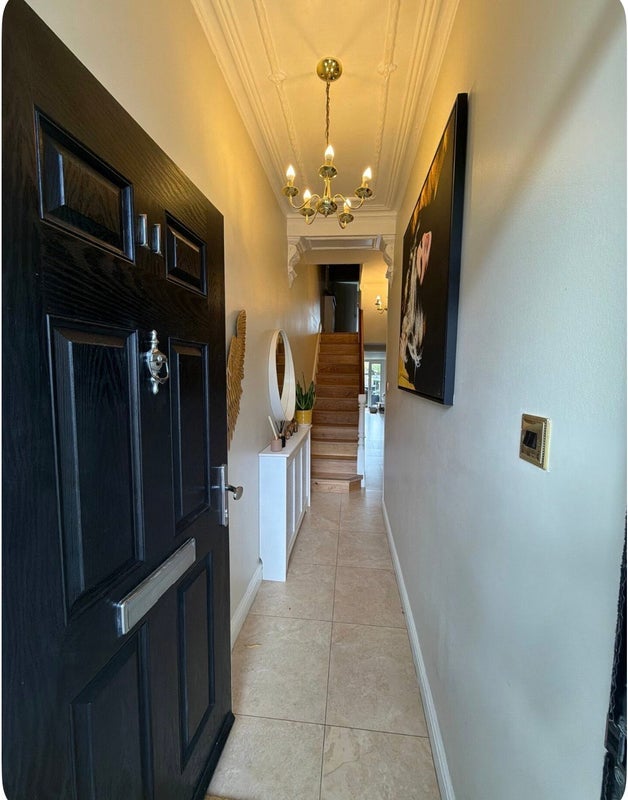 Room Harewood Road in Greater London