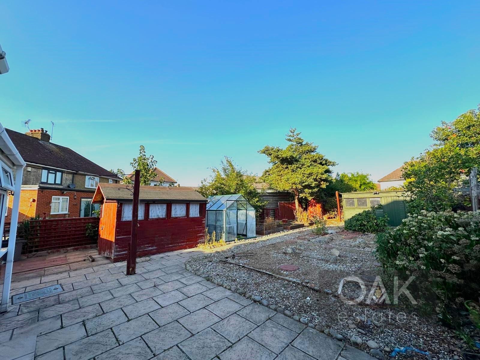 House Central Avenue in Waltham Cross