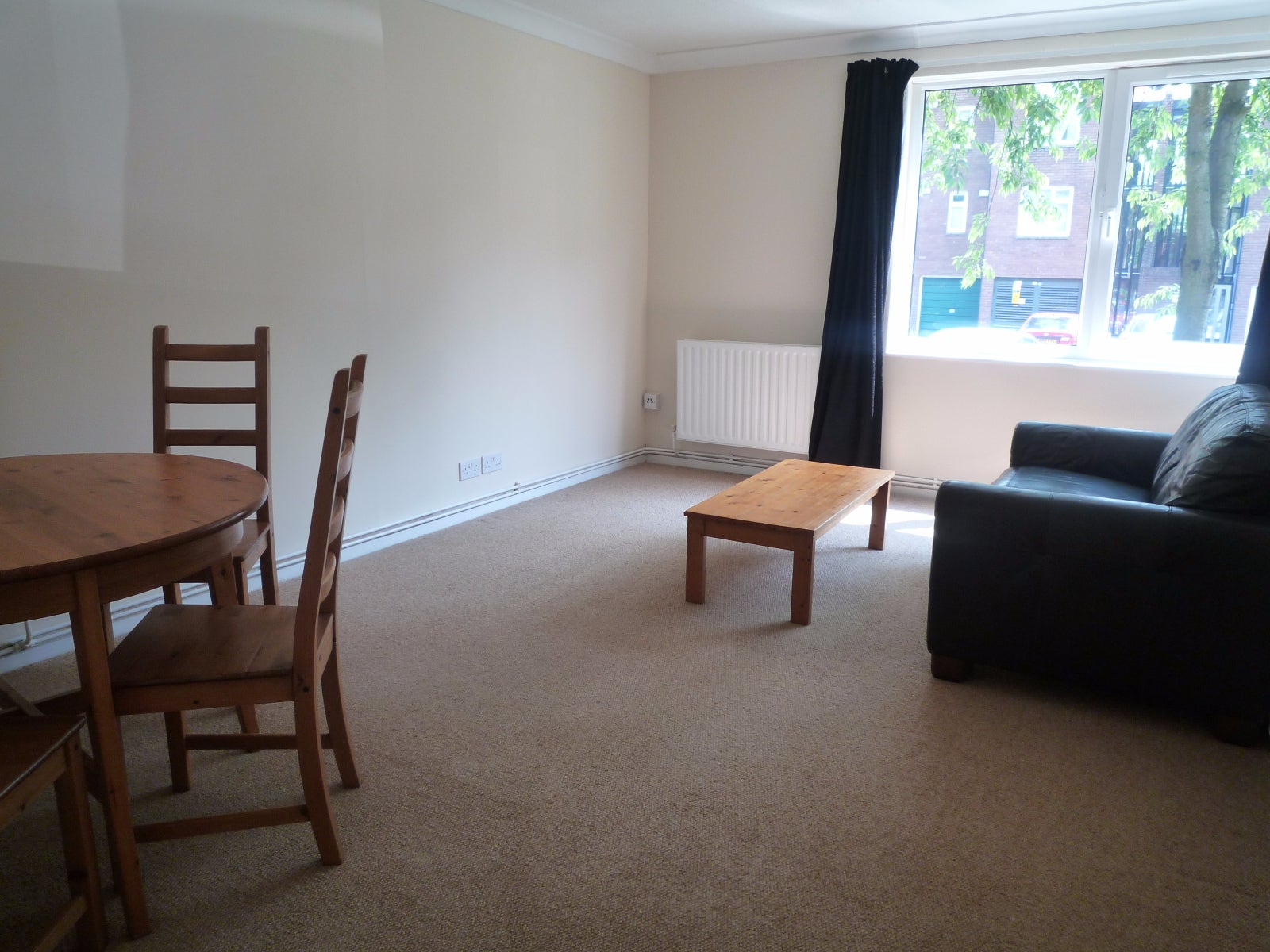 Flat Delbury Court in Telford