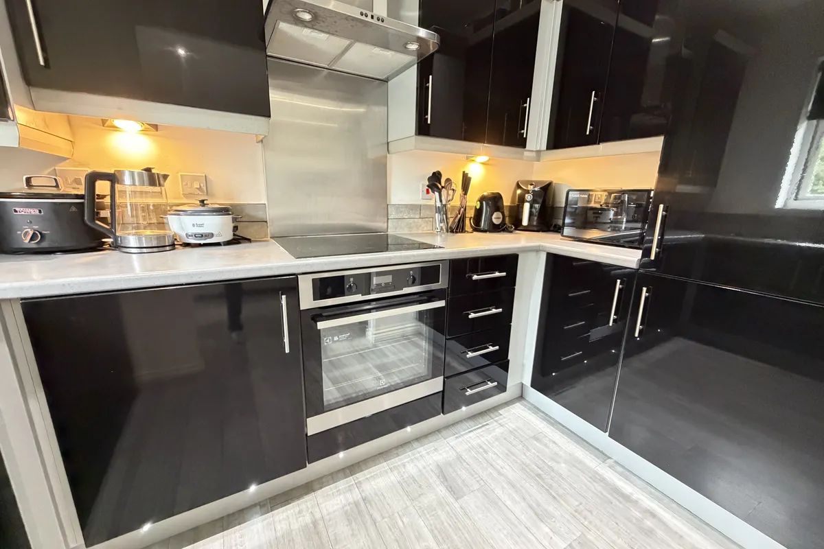 Flat Kirkistown Close in Rugby