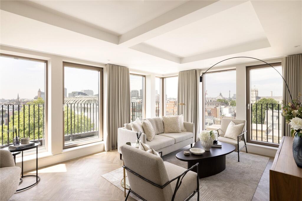 Flat Dean Ryle Street in City of Westminster