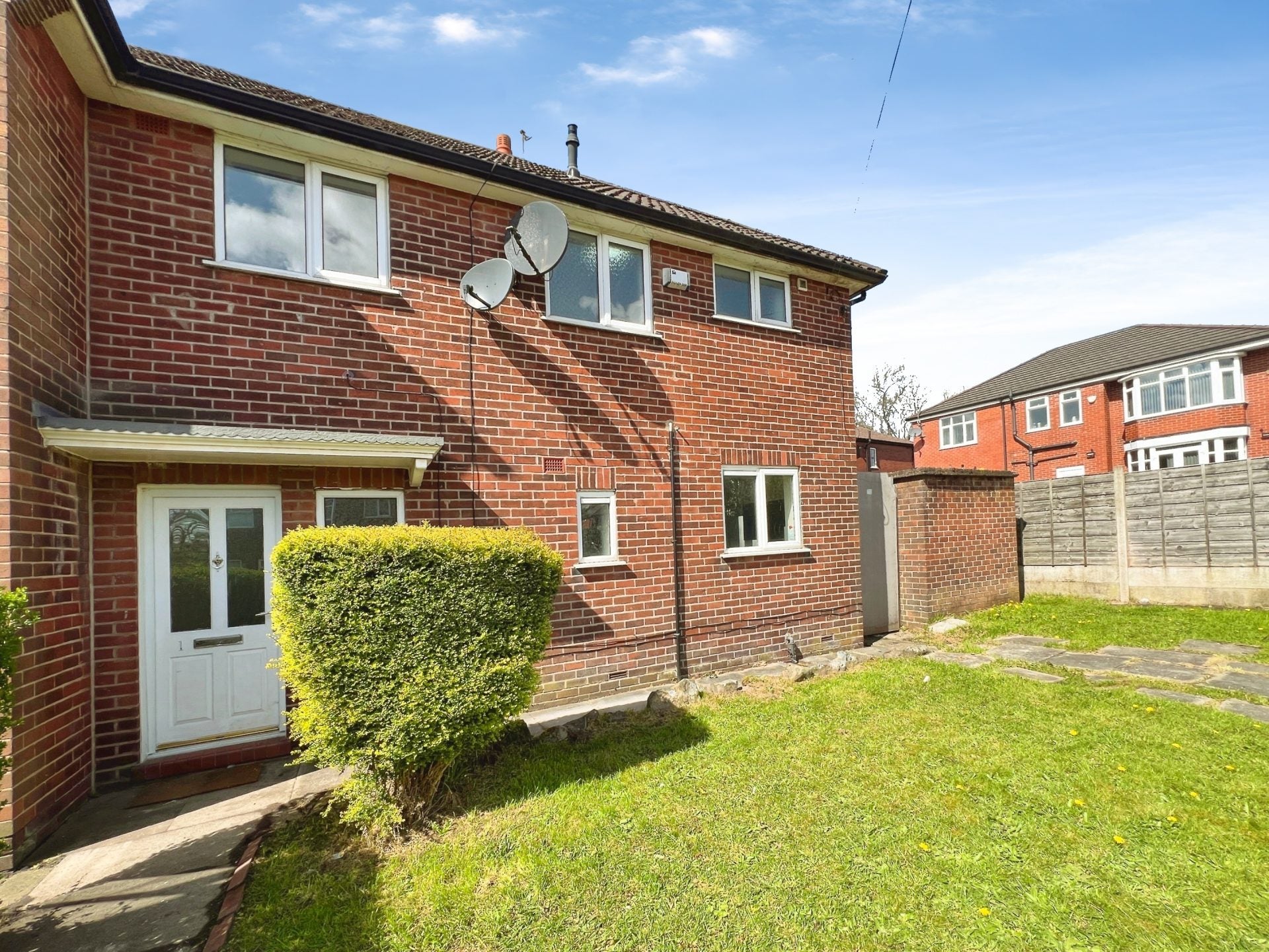 House Tig Fold Road in Farnworth