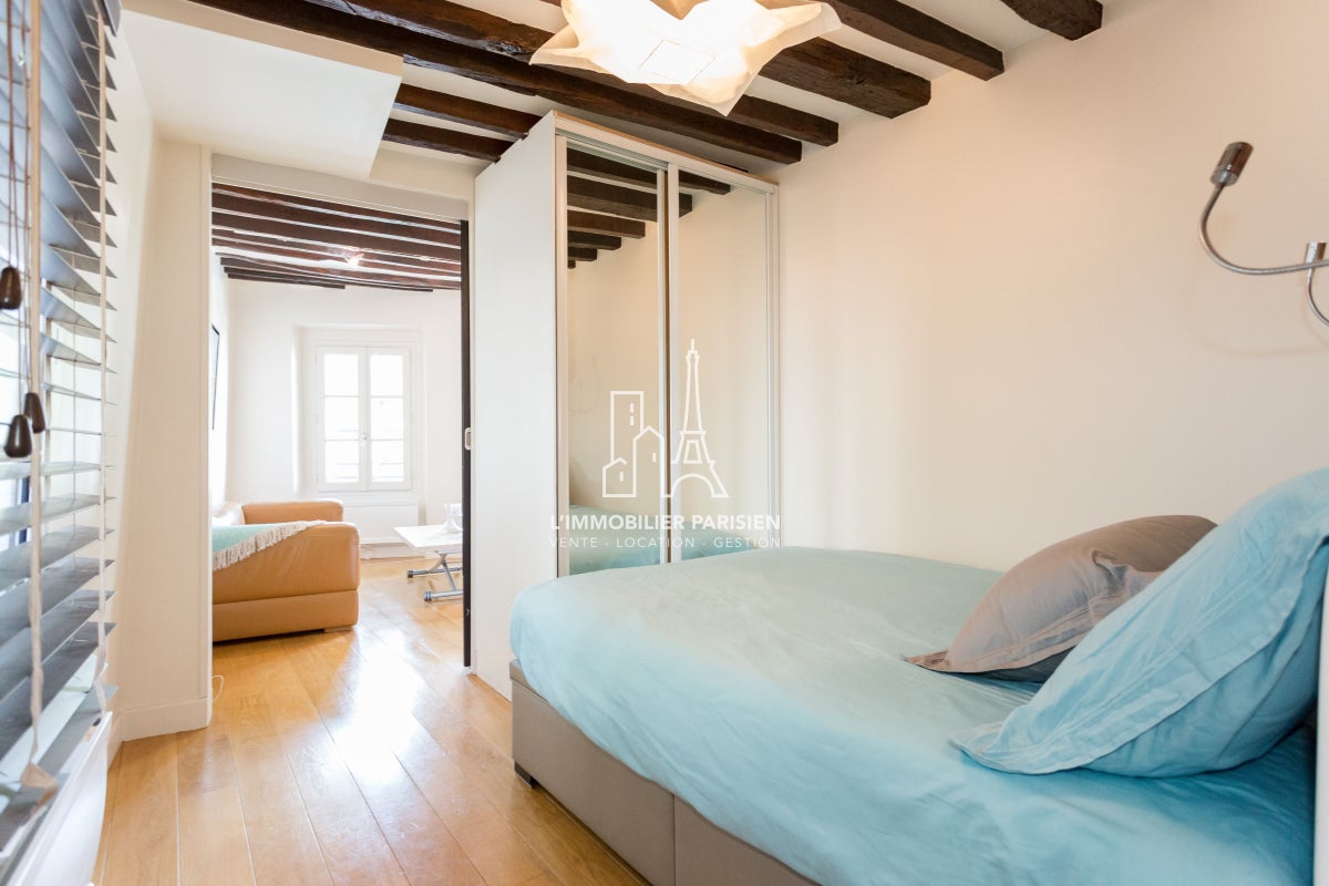 Appartement Rue Norvins à Paris