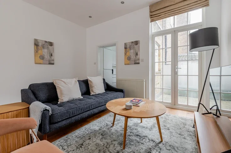Flat Ivor Place in City of Westminster