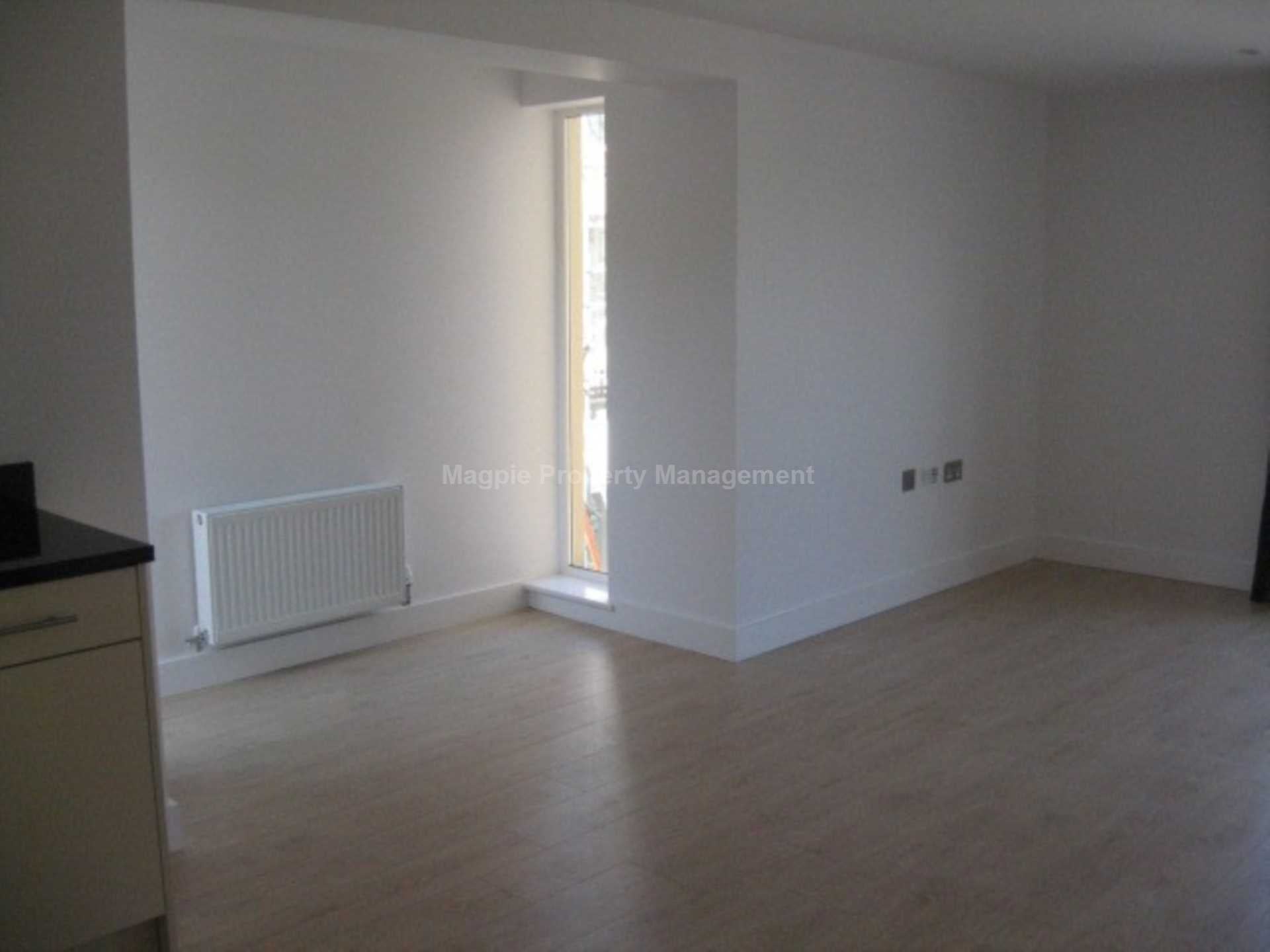 Flat Dovehouse Close in Huntingdonshire
